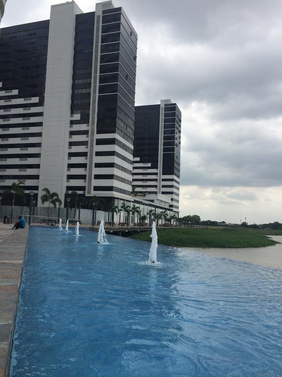 Torre Bellini Apartment Guayaquil Bagian luar foto